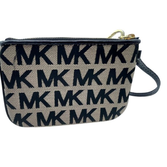 Michael Kors MK Signature Jet Set Jacquard Wristlet - Picture 1 of 11